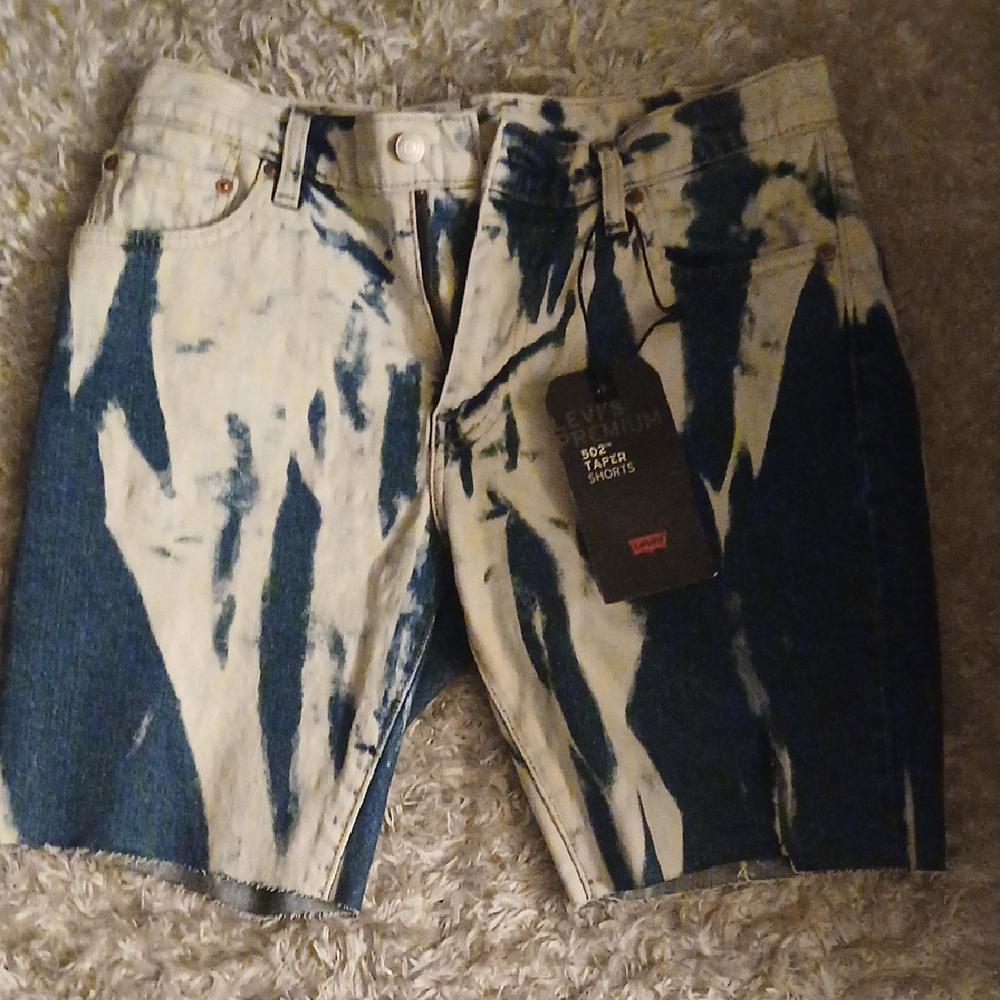 LEVIs 502 Taper Two Tone Shorts LIMITED EDITION